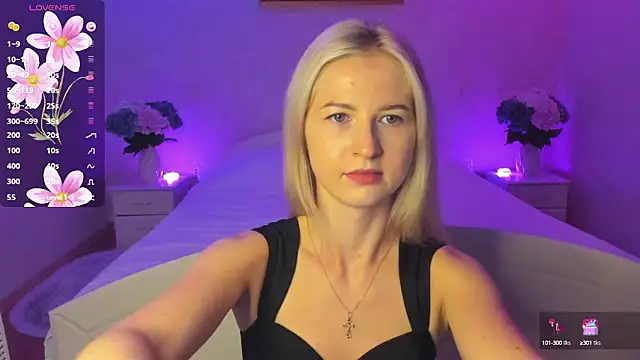 AnnaCarrera online show from 10.13.25