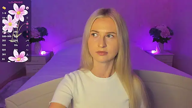 AnnaCarrera online show from 10.20.25