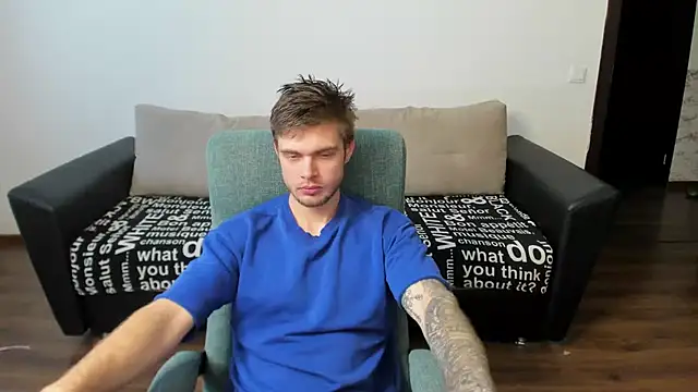 Snapshot of maks_wolfis chatting on 01.06.25 maks wolfis online show from 01.06.25