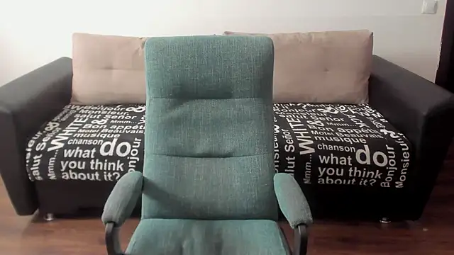 Snapshot of maks_wolfis chatting on 03.02.25 maks wolfis online show from 03.02.25