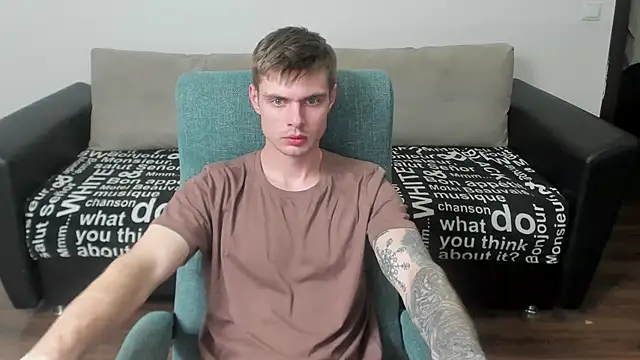 Snapshot of maks_wolfis chatting on 03.02.25 maks wolfis online show from 03.02.25