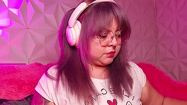 Satyn doll online show from 10.26.25