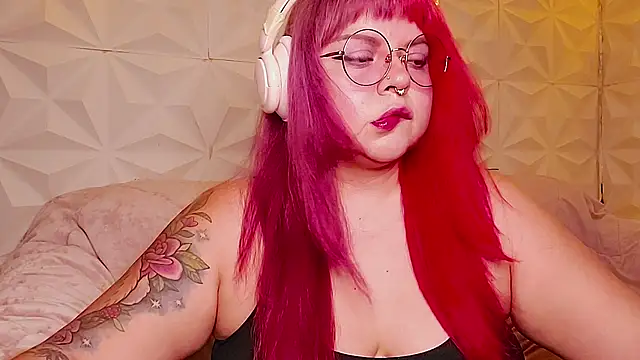 Snapshot of Satyn_doll chatting on 07.17.26 Satyn doll online show from 07.17.26