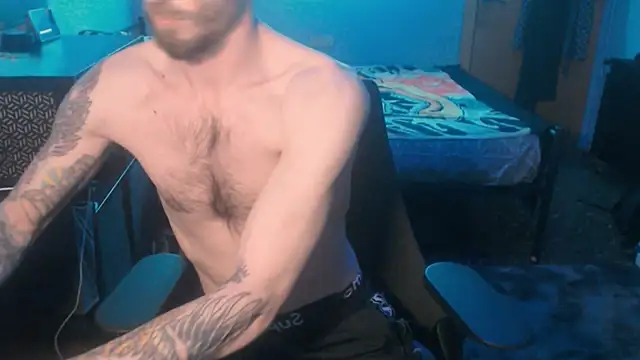 SexxxyLouis online show from 02.18.25