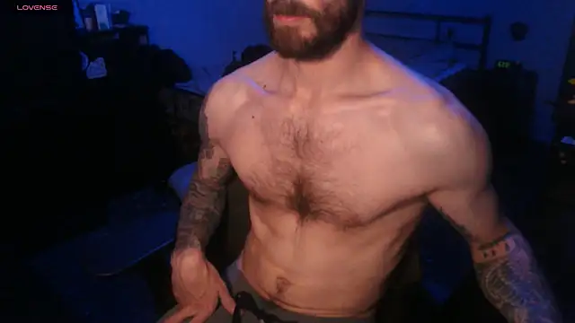 SexxxyLouis online show from 10.10.25