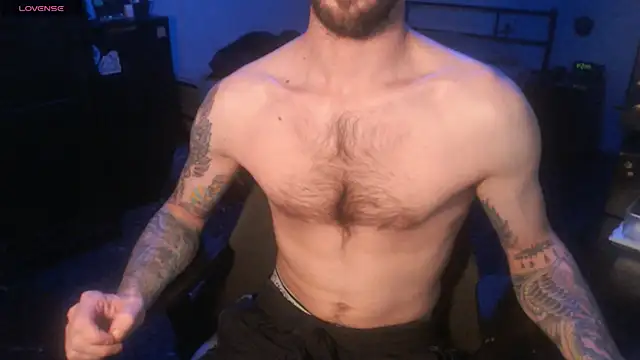 SexxxyLouis online show from 11.05.25