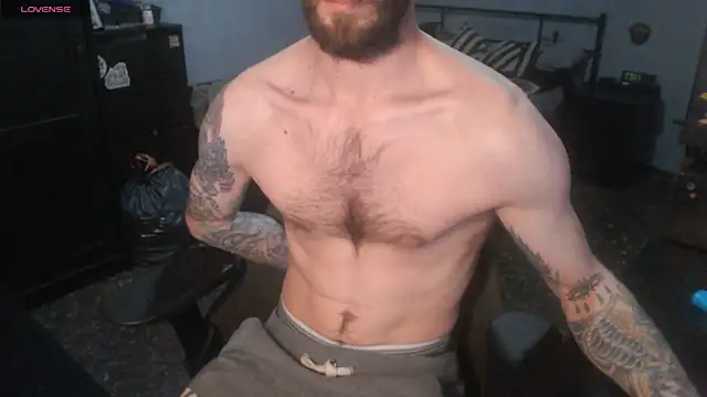 SexxxyLouis online show from 11.26.25