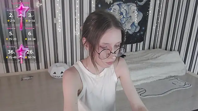  Hanna Moon  online show from 10.26.25