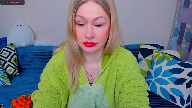 EllenMoore online show from 03.14.26