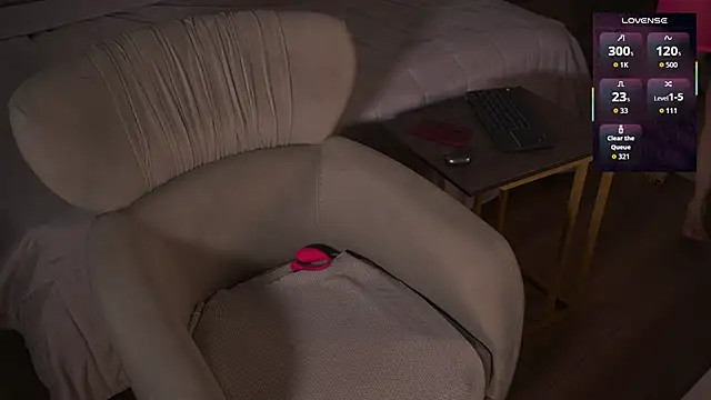 eseniyavl online show from 04.13.26