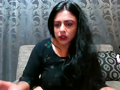 Snapshot of indianishkq7 chatting on 03.14.25 indianishkq7 online show from 03.14.25