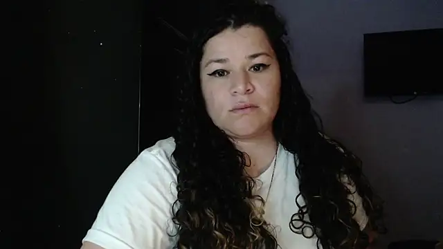 ANGELIQUE KLANE online show from 02.21.25