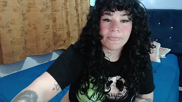 Snapshot of ANGELIQUE_KLANE chatting on 01.16.26 ANGELIQUE KLANE online show from 01.16.26