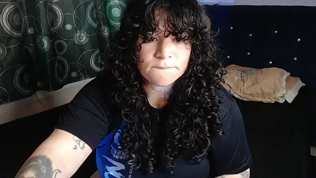 Snapshot of ANGELIQUE_KLANE chatting on 03.17.26 ANGELIQUE KLANE online show from 03.17.26