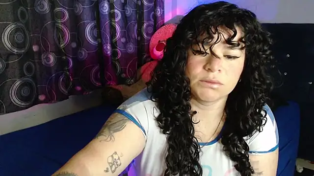 Snapshot of ANGELIQUE_KLANE chatting on 04.08.26 ANGELIQUE KLANE online show from 04.08.26