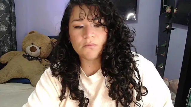 Snapshot of ANGELIQUE_KLANE chatting on 05.05.26 ANGELIQUE KLANE online show from 05.05.26