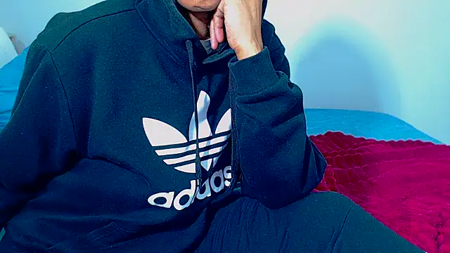 Snapshot of Curvy-Lisa chatting on 11.16.25 Curvy-Lisa online show from 11.16.25