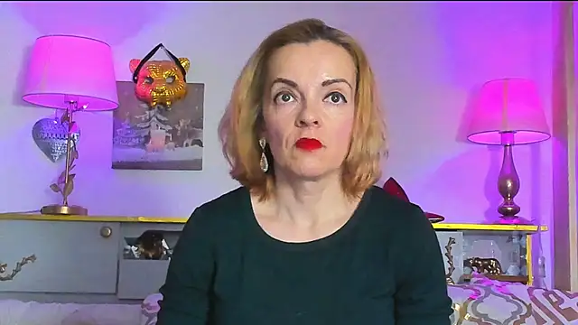 KateConner online show from 03.22.25