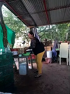 Brenda Berck  online show from 03.01.26