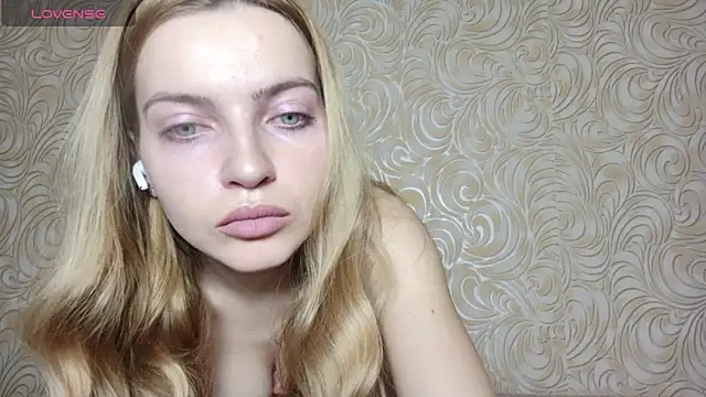 JuiliOnesunray online show from 01.17.25