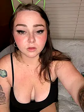 Kira tattoo online show from 10.19.25