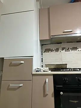 Almmaxxxx online show from 10.26.25