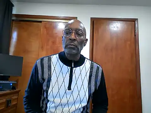 longdick4you8686 online show from 02.06.25