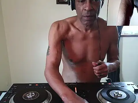 longdick4you8686 online show from 03.21.26