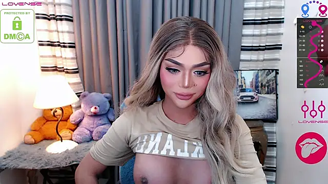 Fantacyoflove online show from 12.14.25