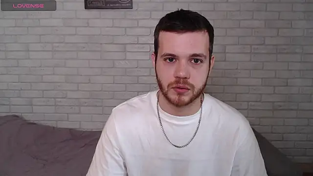 Snapshot of Alexxx_horny chatting on 04.30.26 Alexxx horny online show from 04.30.26