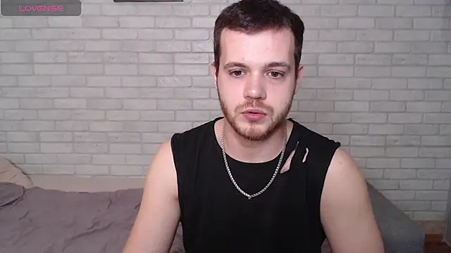 Snapshot of Alexxx_horny chatting on 05.03.26 Alexxx horny online show from 05.03.26