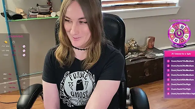 luluvaladon online show from 02.05.25