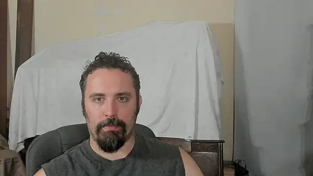Snapshot of Metalstud chatting on 06.13.26 Metalstud online show from 06.13.26