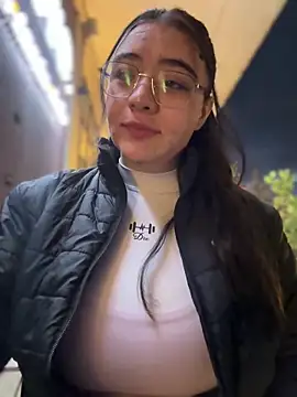 vaneelee online show from 04.20.26