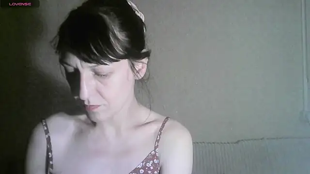 MarieODahliaS online show from 04.12.26