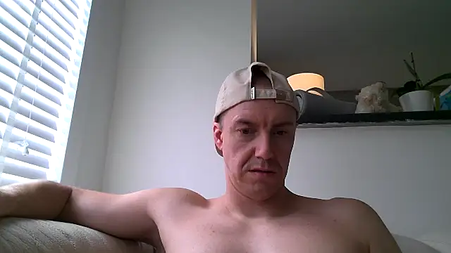 ploki2180 online show from 10.05.25