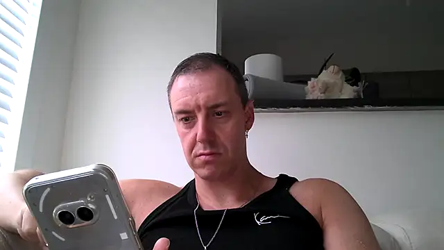 Snapshot of ploki2180 chatting on 12.14.25 ploki2180 online show from 12.14.25