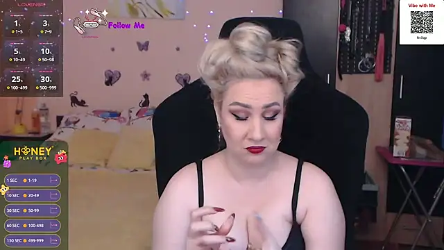 MissLexyGold online show from 01.11.25