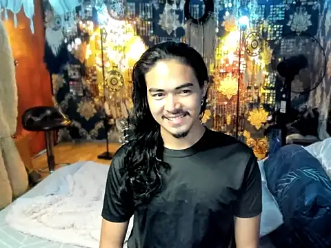 Snapshot of lumad_morningstar chatting on 05.19.26 lumad morningstar online show from 05.19.26