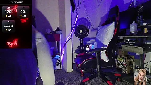 Blondiewithanass online show from 04.07.26