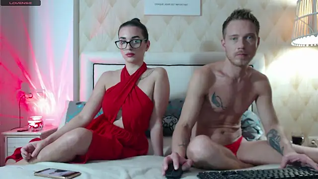 JessicaSteve online show from 10.15.25