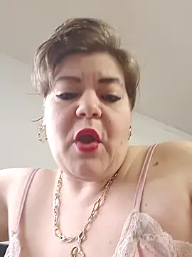 cindybbwsquirt online show from 10.18.25