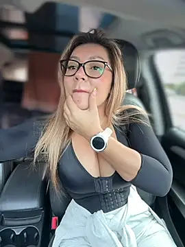 Snapshot of DIANITA_1988 chatting on 03.24.26 DIANITA 1988 online show from 03.24.26