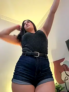 Nina lovi online show from 09.21.25