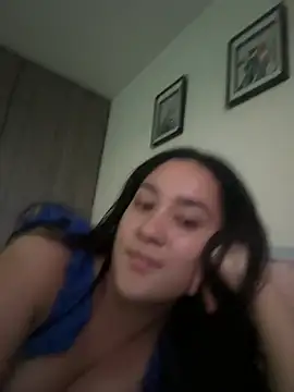 Snapshot of Nina_lovi chatting on 04.16.26 Nina lovi online show from 04.16.26