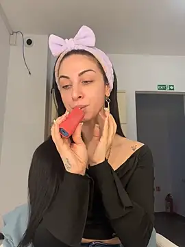 MeganHopeX online show from 02.01.25