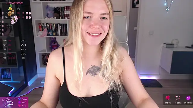 Emma Bryan online show from 09.28.25