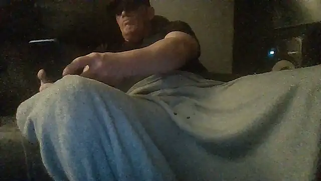 Snapshot of timothygonterman chatting on 01.17.26 timothygonterman online show from 01.17.26