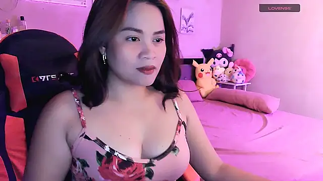 Snapshot of yenyen_ chatting on 04.20.26 yenyen online show from 04.20.26