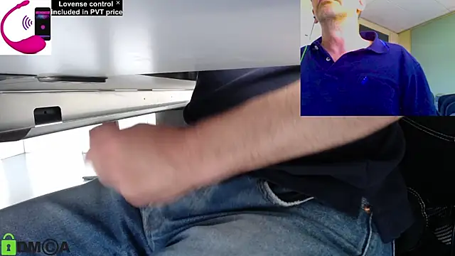 Snapshot of pliko chatting on 06.08.26 pliko online show from 06.08.26
